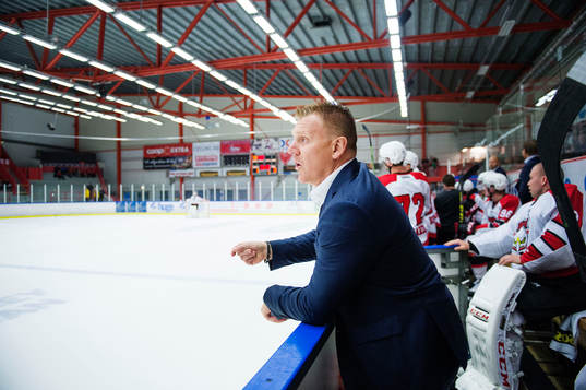 Malmö Redhawks assisterande tränare Jesper Pettersson