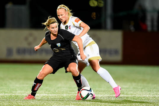 Göteborgs Sara Linden och Rosengårds Ebba Wieder