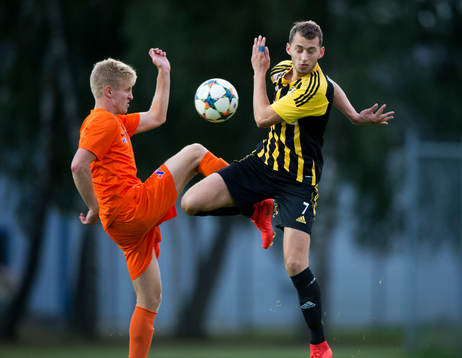 IFK Hässleholms Ilir Salja i matchen i division 2 mellan