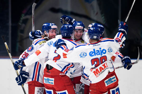 Oskarshamns Jonas Engström jublar