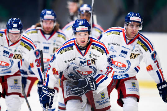 Oskarshamns Jonas Engström jublar
