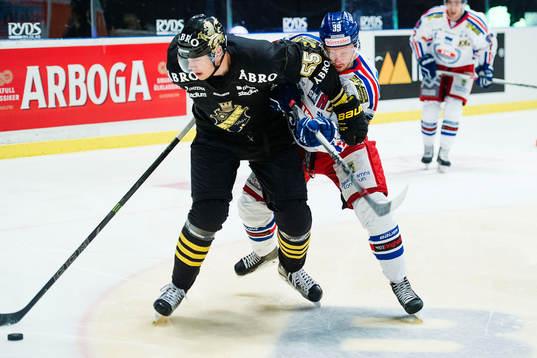 s Simon Fredriksson och Oskarshamns Victor Svensson