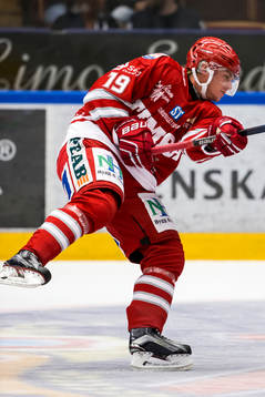 Timrå Daniel Öhrn i ishockeymatchen i hockeyallsvenskan