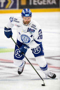 Leksand Tommi Paakkolanvaara i ishockeymatchen i