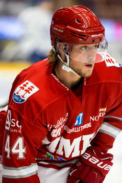 Timrå Oskar Brändström i ishockeymatchen i