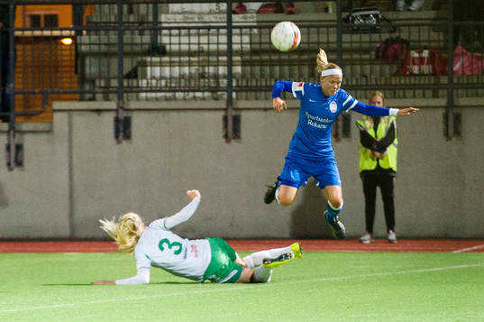 Eskilstunas Sara Thunebro och Hammarbys Alexandra Lindberg
