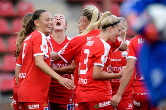 Linköpings Janni Arnth jublar