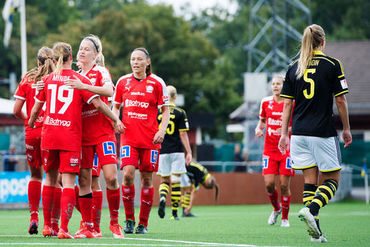 Linköpings spelare jublar