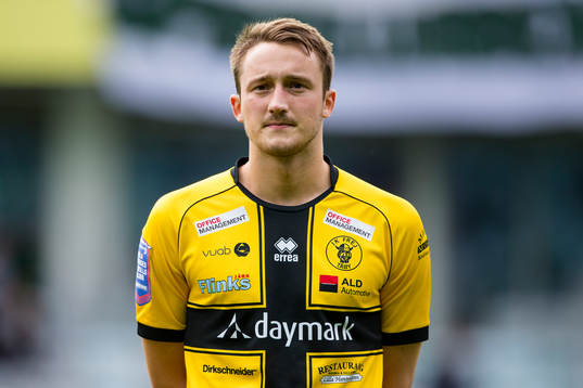 Frejs Smajl Suljevic innan fotbollsmatchen i Superettan