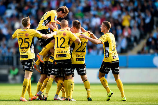 Elfsborgs Adam Lundqvist jublar