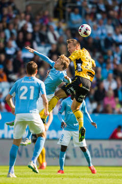 Elfsborgs Viktor Prodell i nickduell med Malmö FFs Oscar