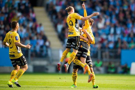 Elfsborgs spelare jublar