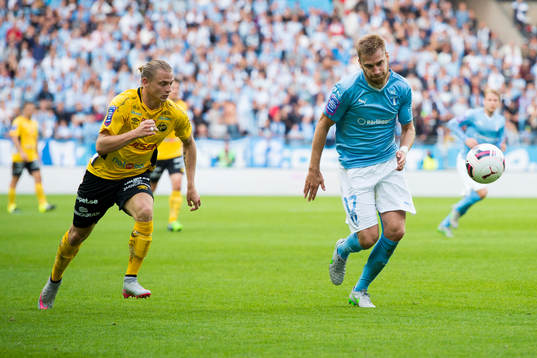 Elfsborgs Simon Hedlund och Malmö FFs Rasmus Bengtsson