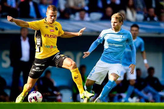 Elfsborgs Viktor Claesson och Malmö FFs Markus Halsti