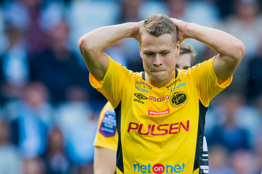 Elfsborgs Viktor Claesson deppar