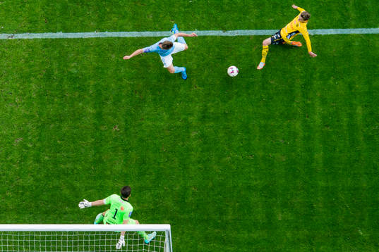Bläddra bland fler bilder av Fotboll, Allsvenskan, Malmö FF - Elfsborg