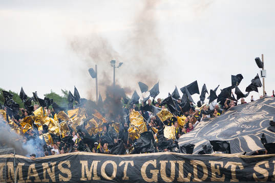 s supportrar före fotbollsmatchen i Allsvenskan mellan