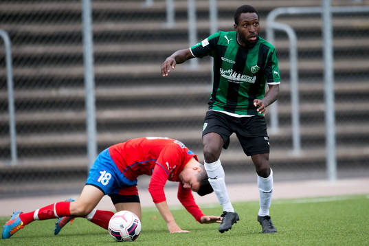 Helsingborgs Arton Jashari blev kvar på marken