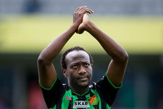 GAIS Reuben Ayarna innan fotbollsmatchen i Superettan