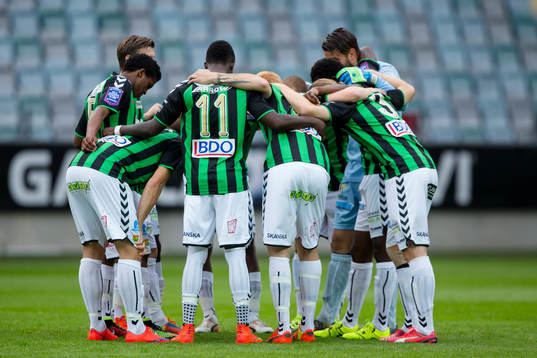 GAIS samlade innan avspark i fotbollsmatchen i Superettan