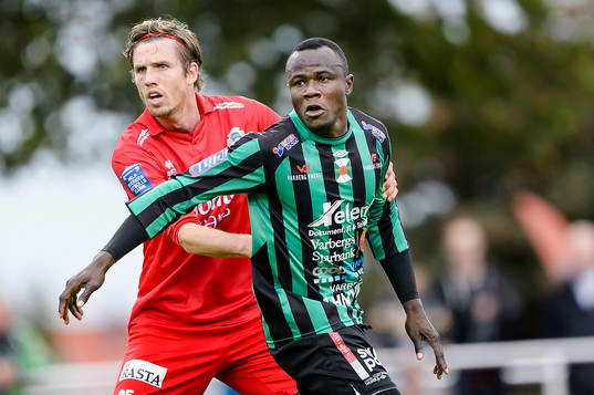Utsiktens Olof Svensson och Varbergs Nsima Peter