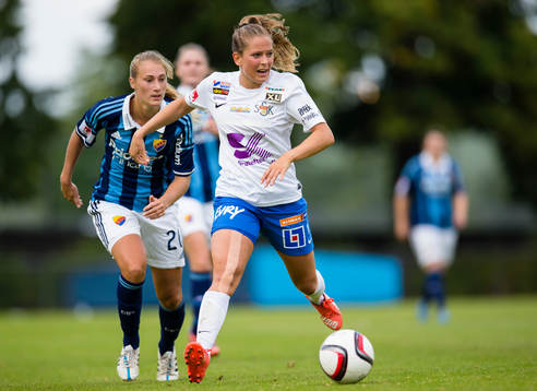Sunnanås Sandra Betschart och Djurgårdens Matilda Rosqvist