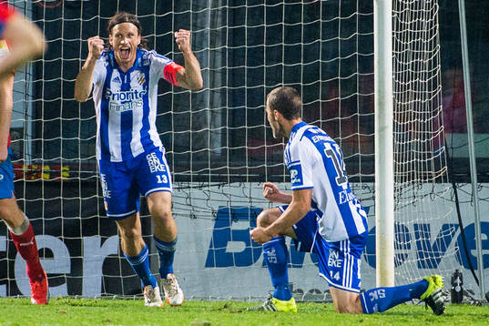 IFK Göteborgs Gustav Svensson och Hjalmar Jonsson jublar
