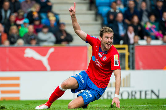 Helsingborgs Arnór Smárason jublar