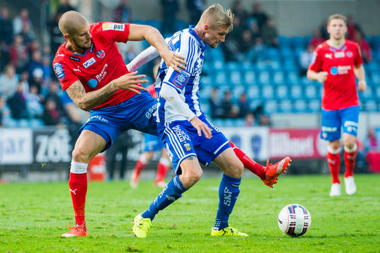 Helsingborgs Mattias Lindström och IFK Göteborgs