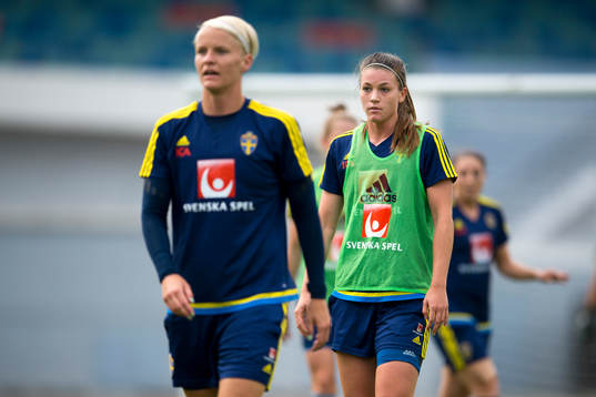Sveriges Nilla Fischer och Pauline Hammarlund