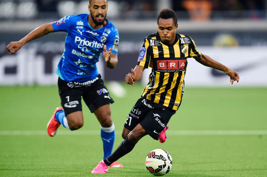 Halmstads Kristinn Steindorsson och Häckens Nasiru Mohammed
