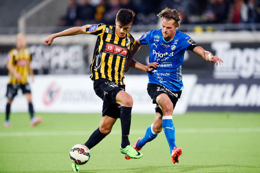 Häckens Alexander Jeremejeff och Halmstads Fredrik