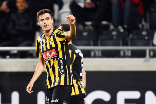 Häckens Alexander Jeremejeff jublar