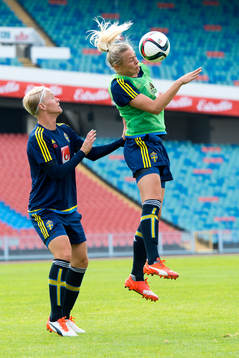 Sveriges Nilla Fischer och Lina Hurtig