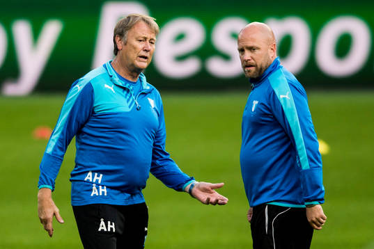 Malmö FFs tränare Åge Hareide och assisterande tränare