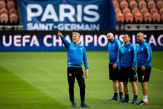 Malmö FFs tränare Åge Hareide, scoutingansvarige Vito