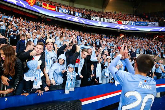 Malmö FFs Vladimir Rodic tackar publiken