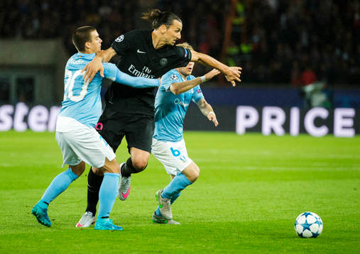s Zlatan Ibrahimovic och Malmös Vladimir Rodic och Oscar