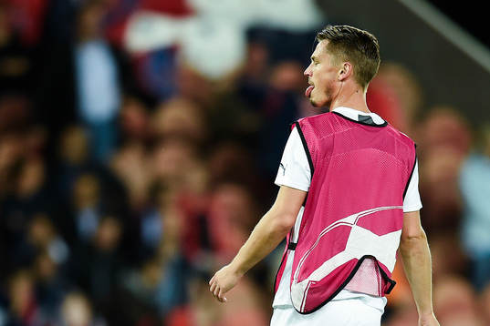 Malmö FFs Markus Rosenberg värmer upp