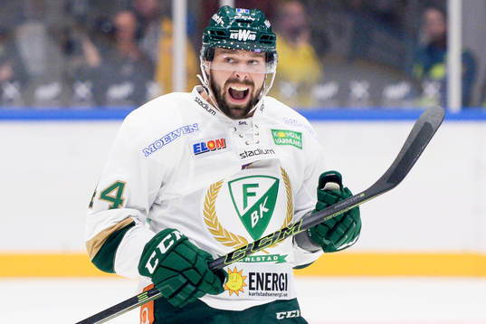 Färjestads Milan Gulas jublar