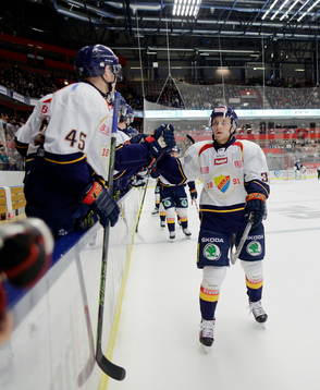 Djurgårdens Linus Hultström jublar