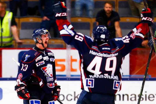 Linköpings Andrew Gordon jublar