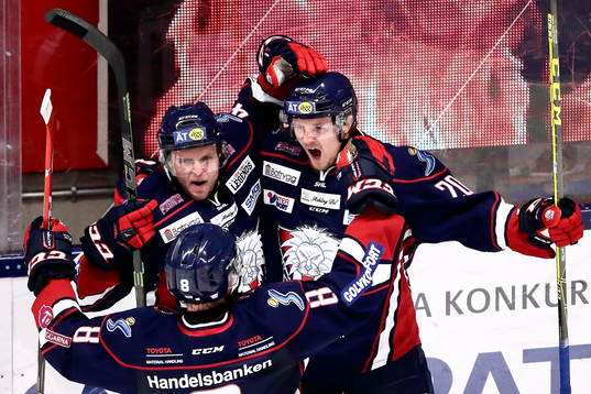 Linköpings Gustav Forsling och Nick Sörensen jublar