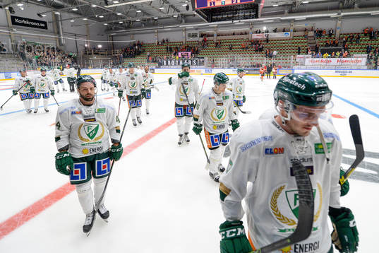 Färjestads spelare jublar