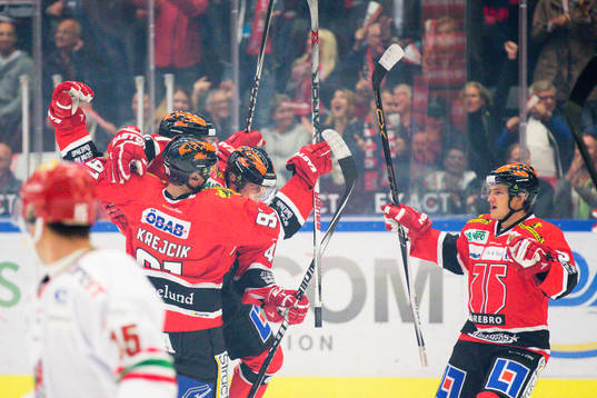 Örebros Joel Mustonenjublar