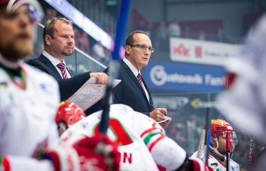 Modos tränare Larry Huras deppar