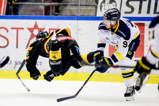 s  Teemu Laine