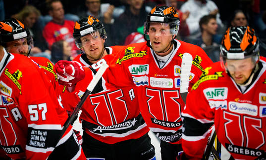 Örebros Anders Eriksson jublar