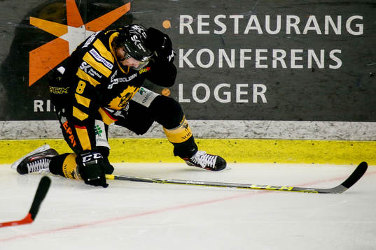 s  Teemu Laine