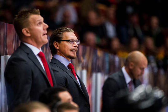 Malmö Redhawks assisterande tränare Andreas Hadelöv och